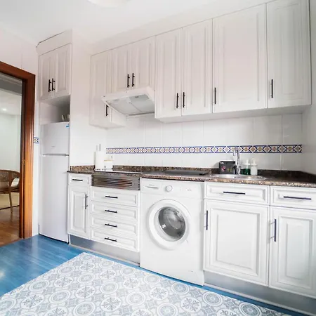 Cimadevilla Iv Apartment Gijon